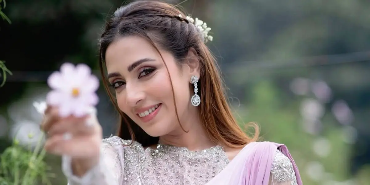 নিজেকে ভালোবাসুন...